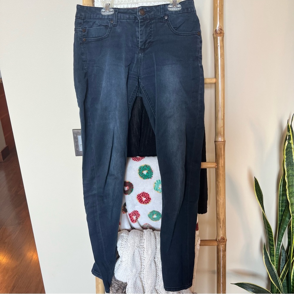 Liverpool jeans co. Dark skinny jeans